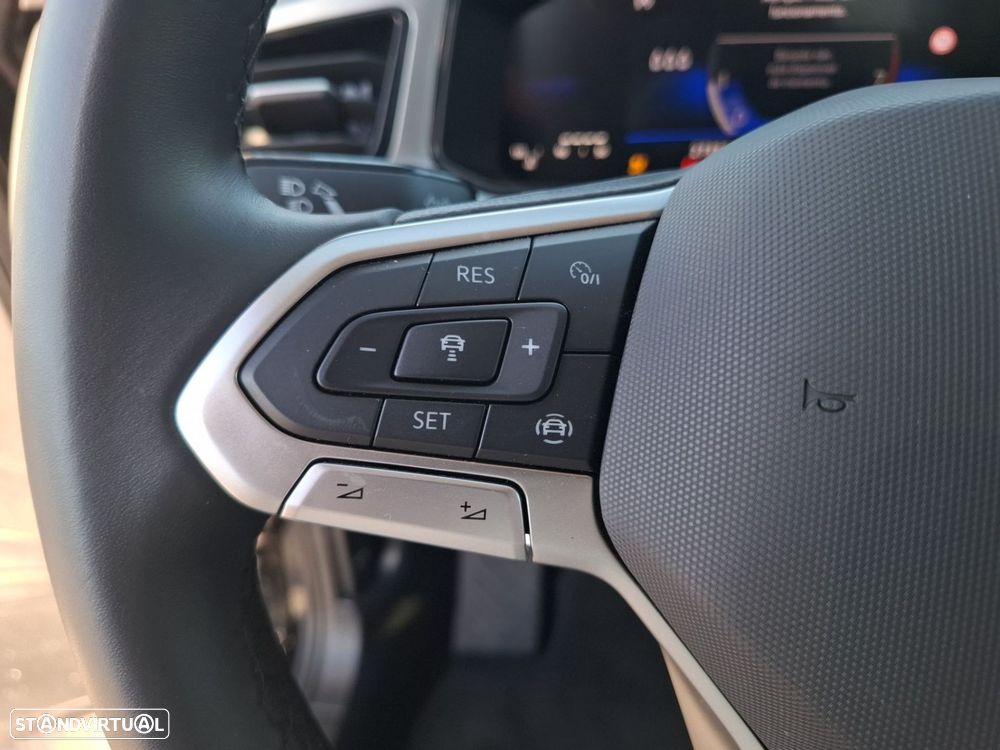 VW T-Roc 1.0 TSI Urban - 16