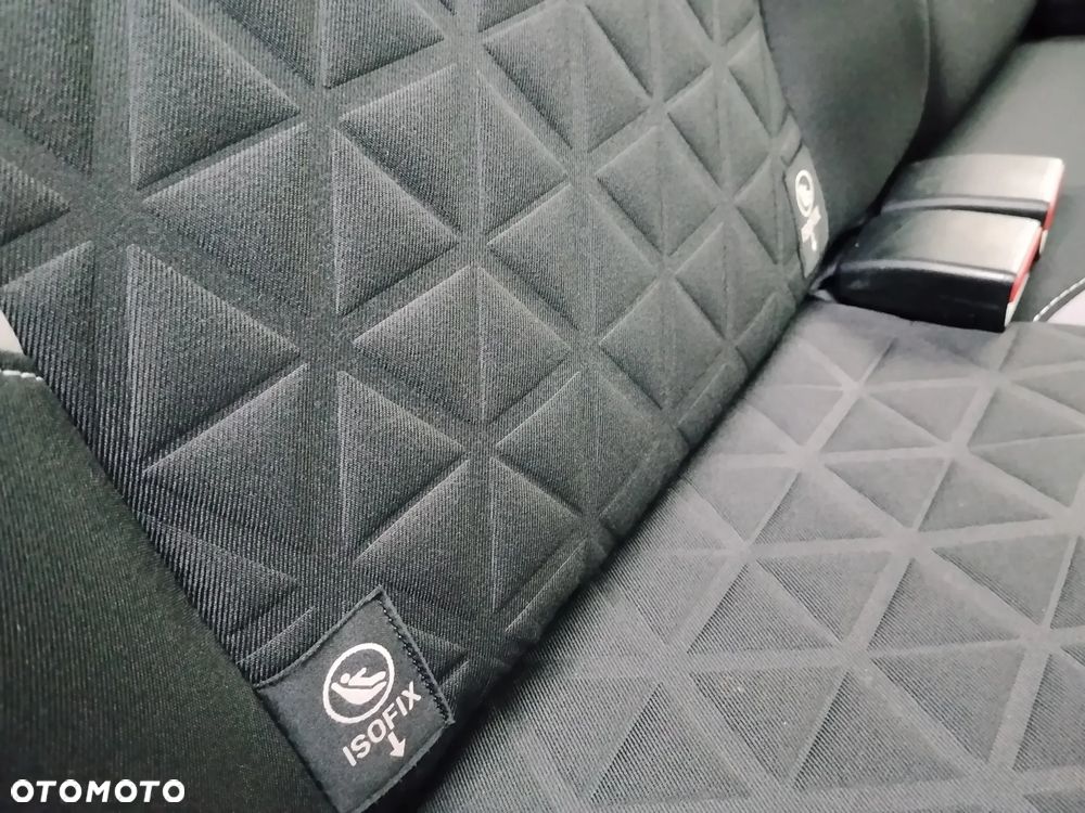 Dacia Sandero TCe 90 Celebration - 28