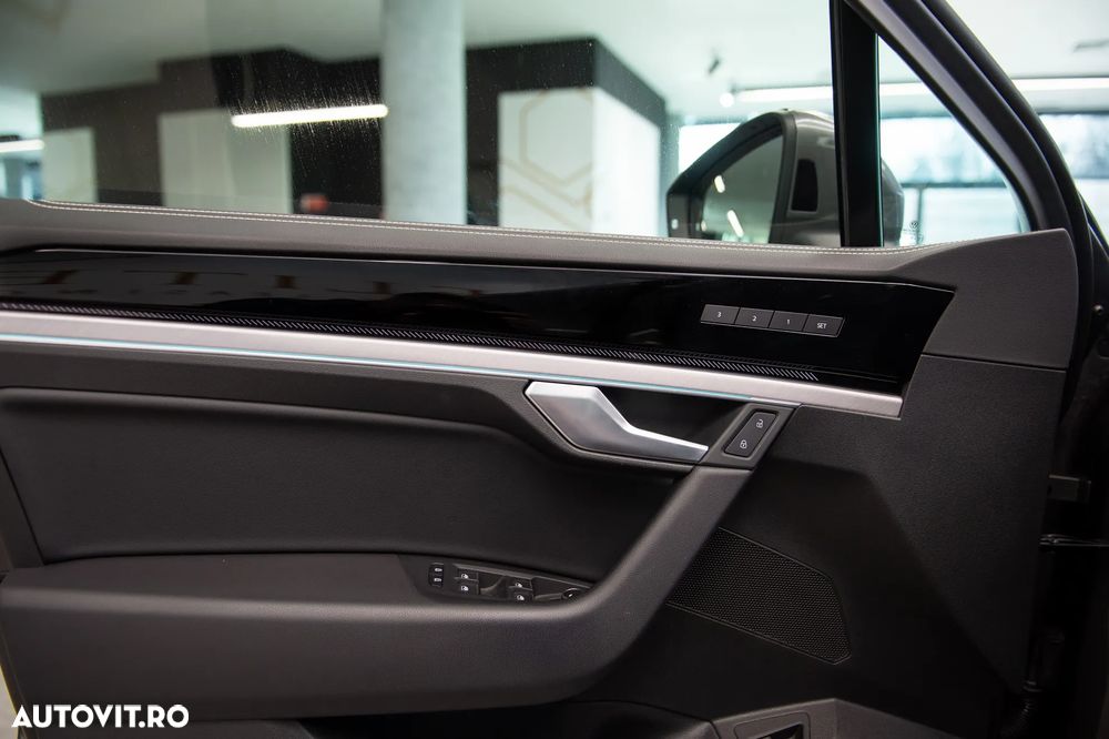 Volkswagen Touareg V6 TDI 4MOTION Elegance - 13