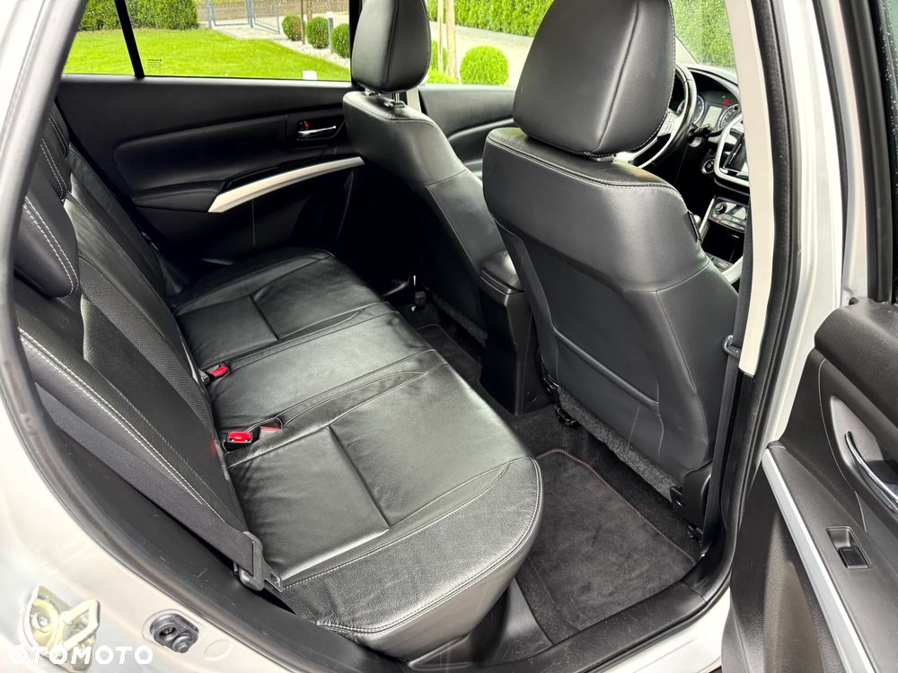 Suzuki SX4 S-Cross 1.4 T Premium 4WD - 17