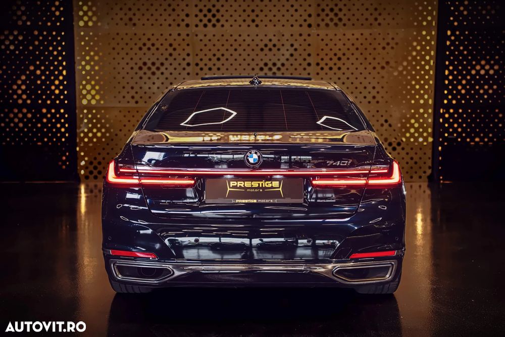 BMW Seria 7 740i - 5