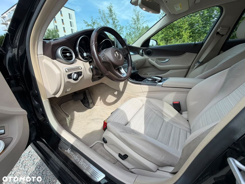 Mercedes-Benz Klasa C 200 7G-TRONIC - 2