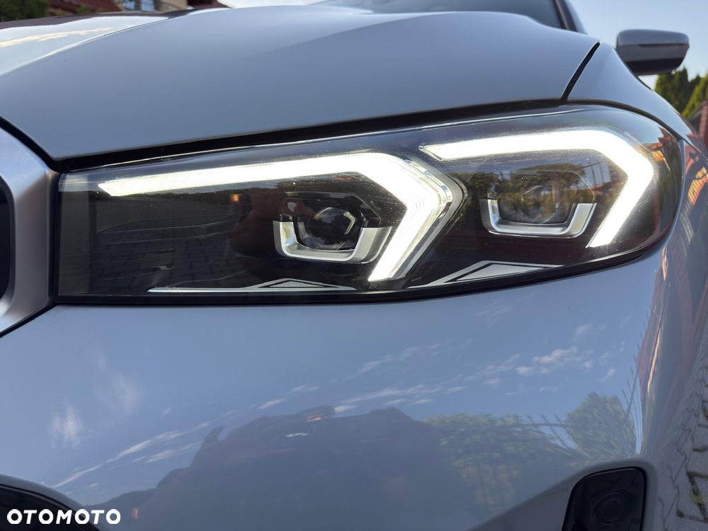 BMW Seria 3 330d xDrive mHEV M Sport - 10