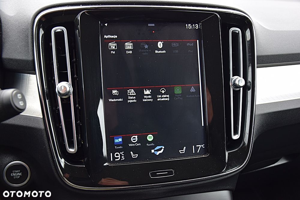 Volvo XC 40 T3 Geartronic Momentum Pro - 20