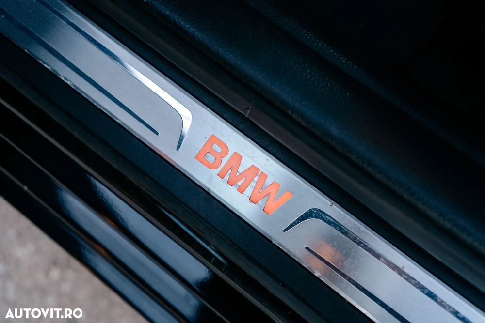 BMW Seria 5 520d Aut. Luxury Line - 12