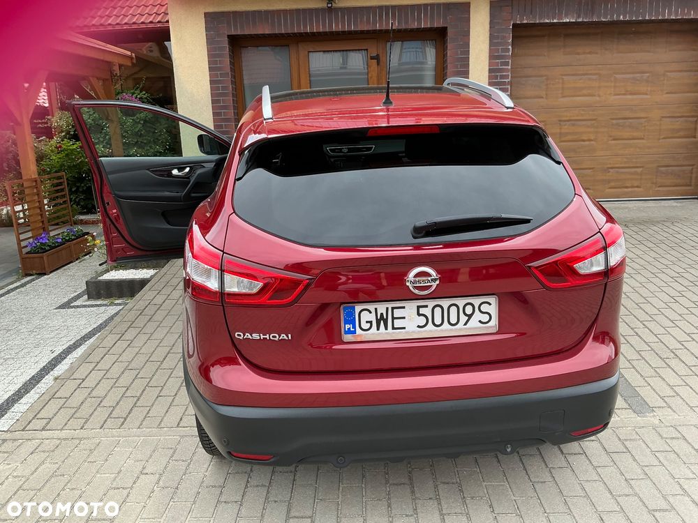 Nissan Qashqai 1.2 DIG-T Xtronic TEKNA - 2