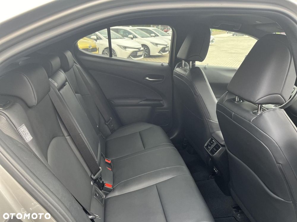Lexus UX 200 GPF F Impression 2WD - 12