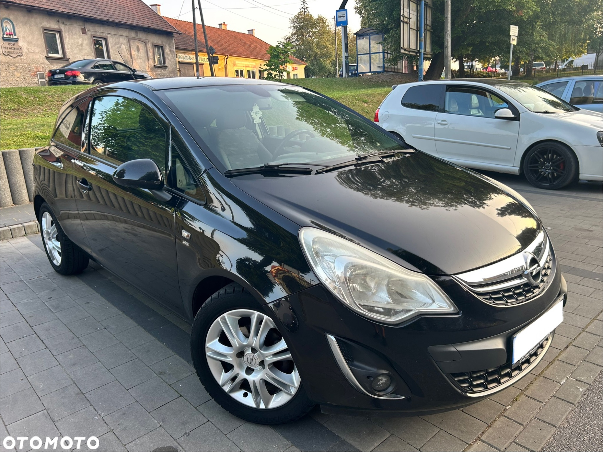 Opel Corsa 1.4 16V Sport - 3