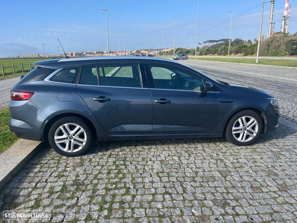 Renault Mégane Sport Tourer 1.5 dCi Dynamique - 4