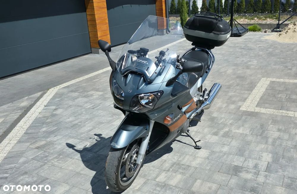 Yamaha FJR - 3