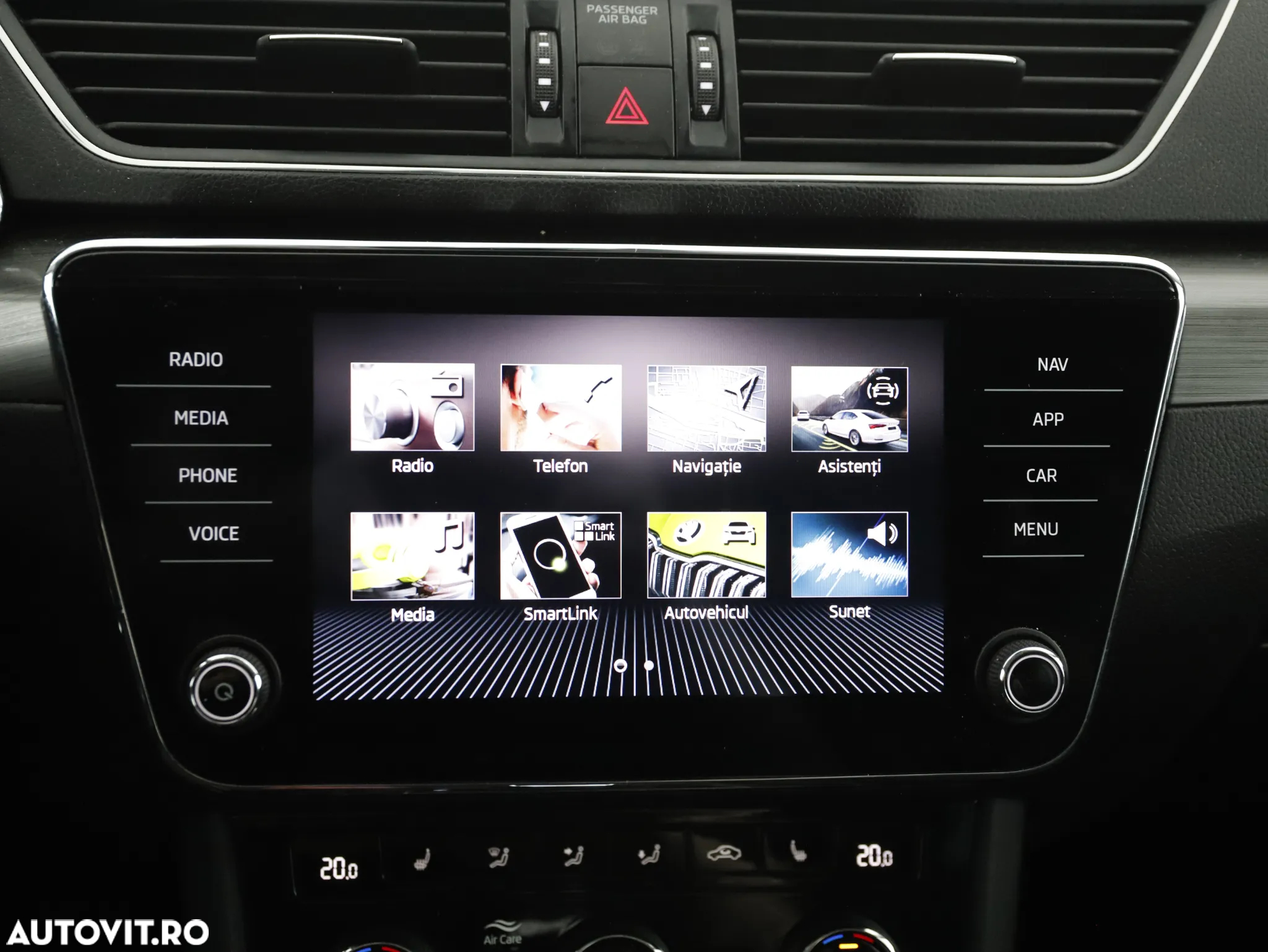 Skoda Superb Combi 2.0 TDI DSG Ambition - 15