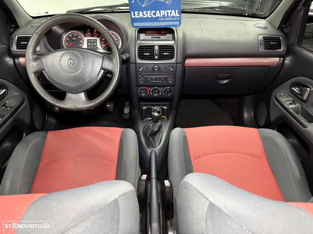 Renault Clio 1.2 16V Billabong - 13