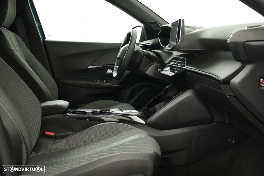Peugeot e-2008 54 kWh Allure - 23
