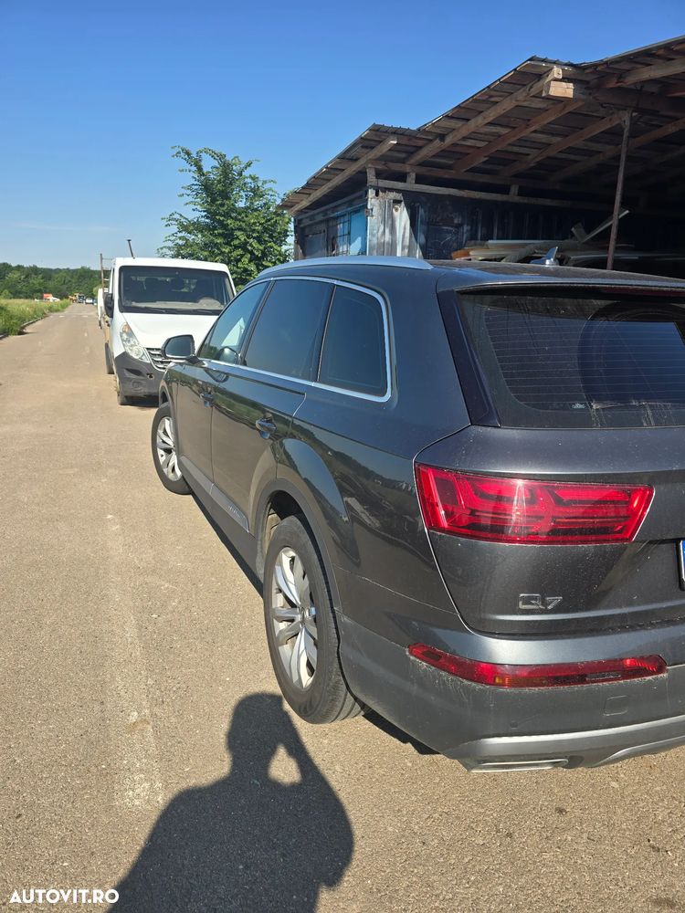 Audi Q7 - 2