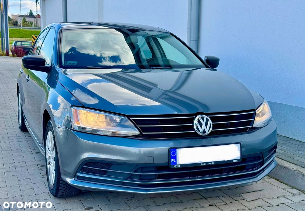 Volkswagen Jetta 2.0 S - 13