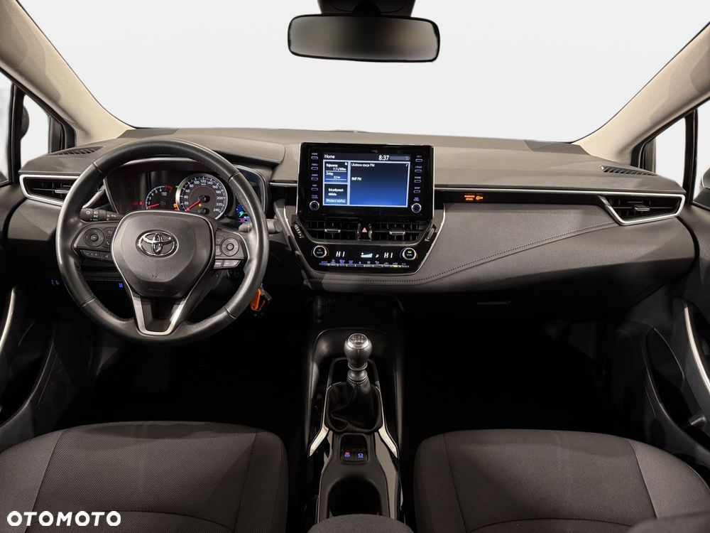 Toyota Corolla 1.5 Comfort - 11