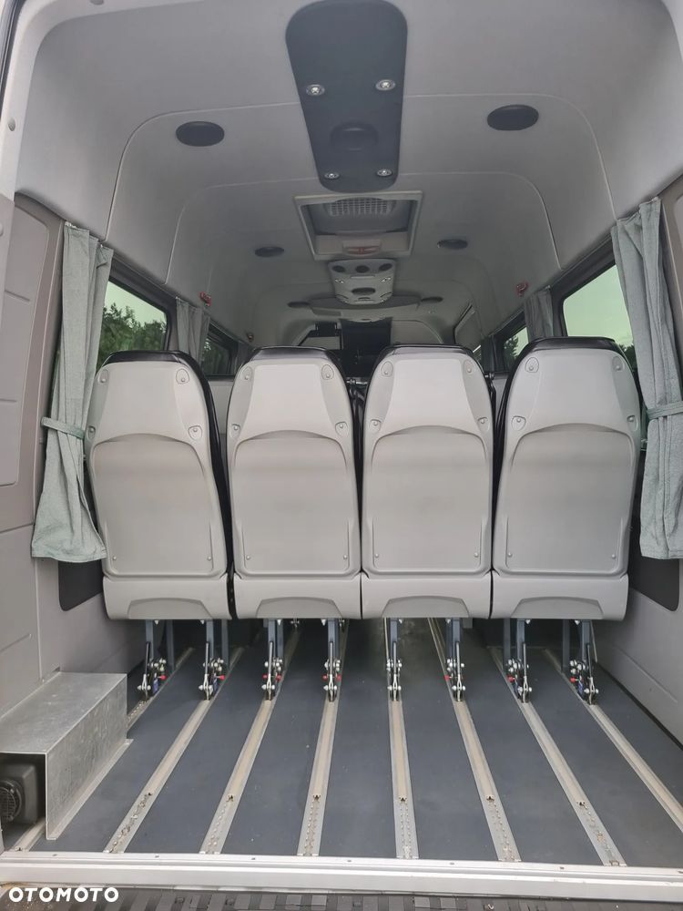 Volkswagen Crafter - 17