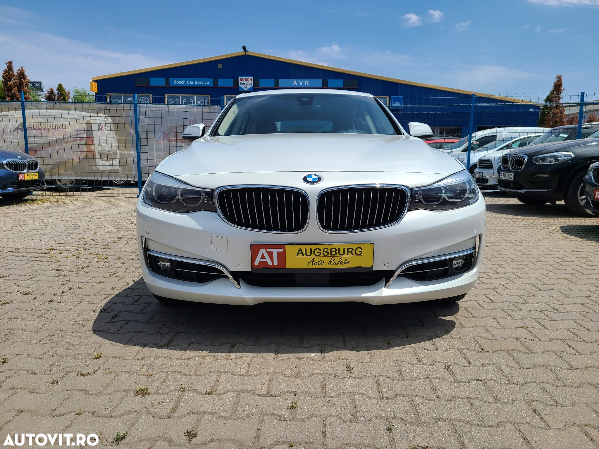BMW Seria 3 320i GT xDrive AT - 3
