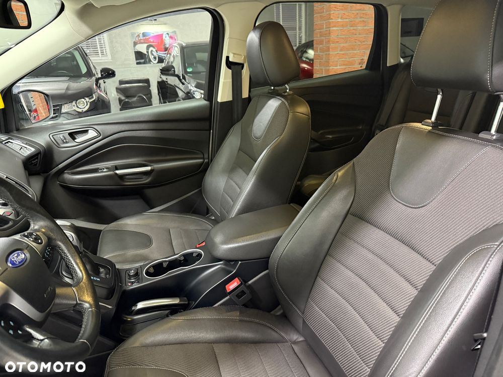 Ford Kuga 2.0 TDCi 4WD Titanium - 18