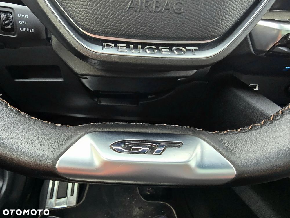 Peugeot 3008 1.6 PureTech HYbrid GT Line S&S EAT8 - 40