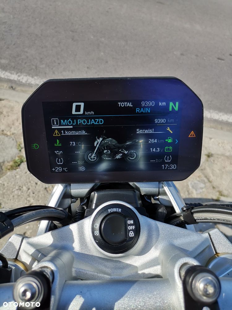 BMW R - 6