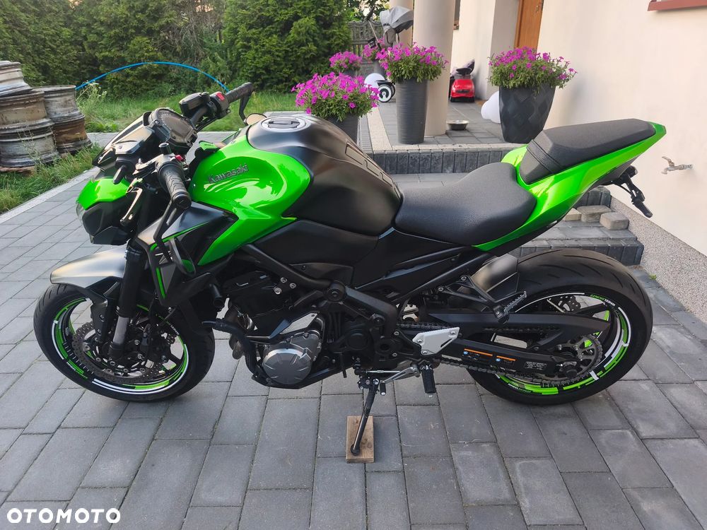 Kawasaki Z 900 - 7