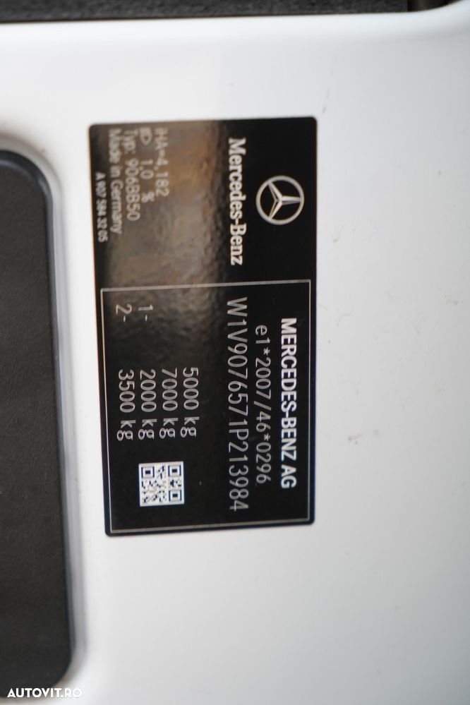 Mercedes-Benz SPRINTER 516 CDI / 2x KLIMA / SPROWADZONY / BOGATE WYPOSAŻENIE / - 28