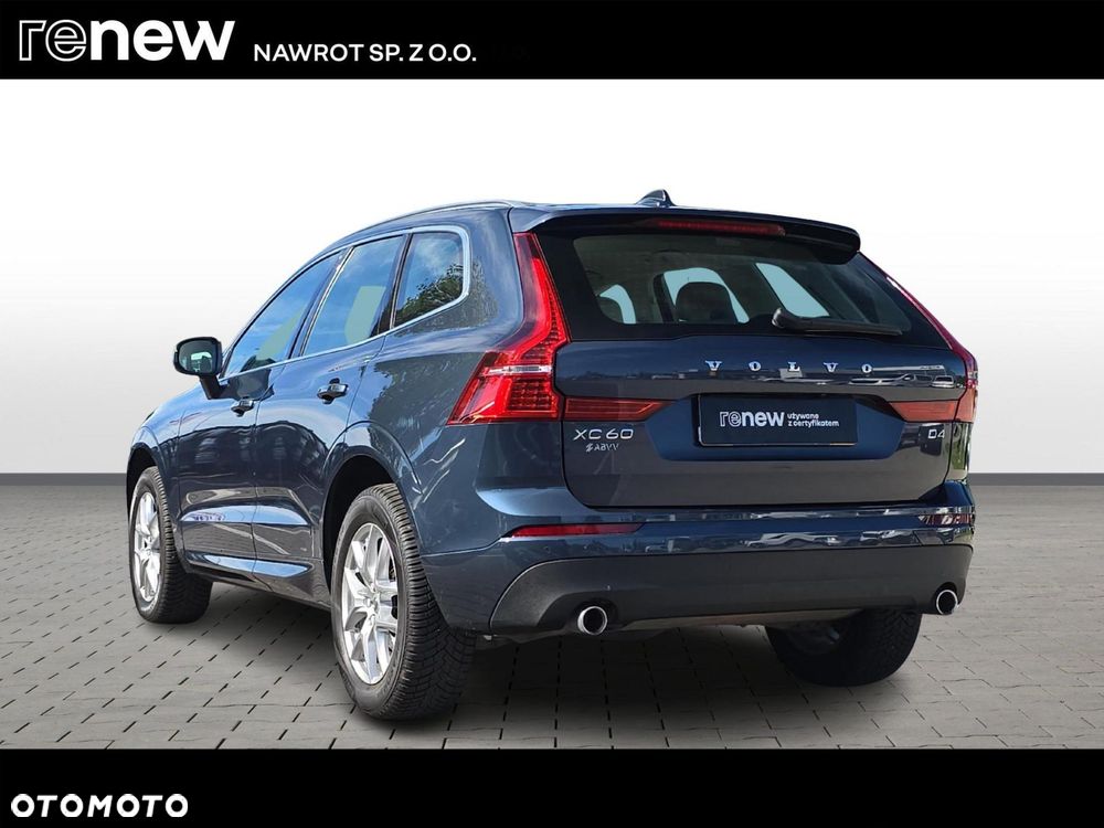 Volvo XC 60 D4 Momentum Pro - 3