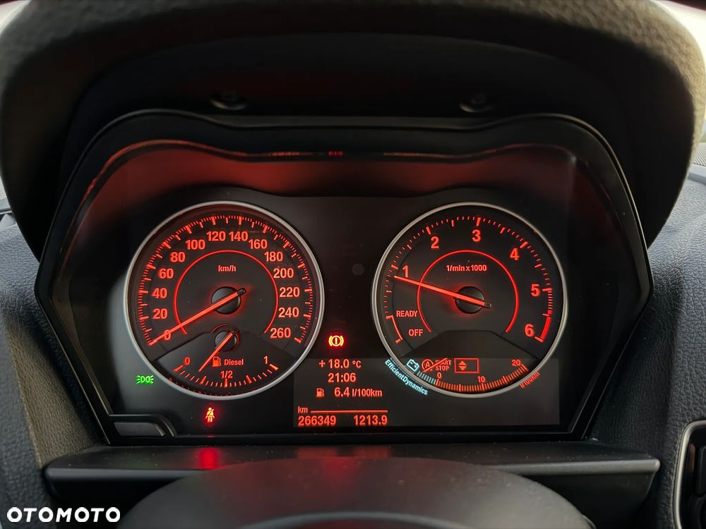 BMW Seria 1 120d Sport Line - 28