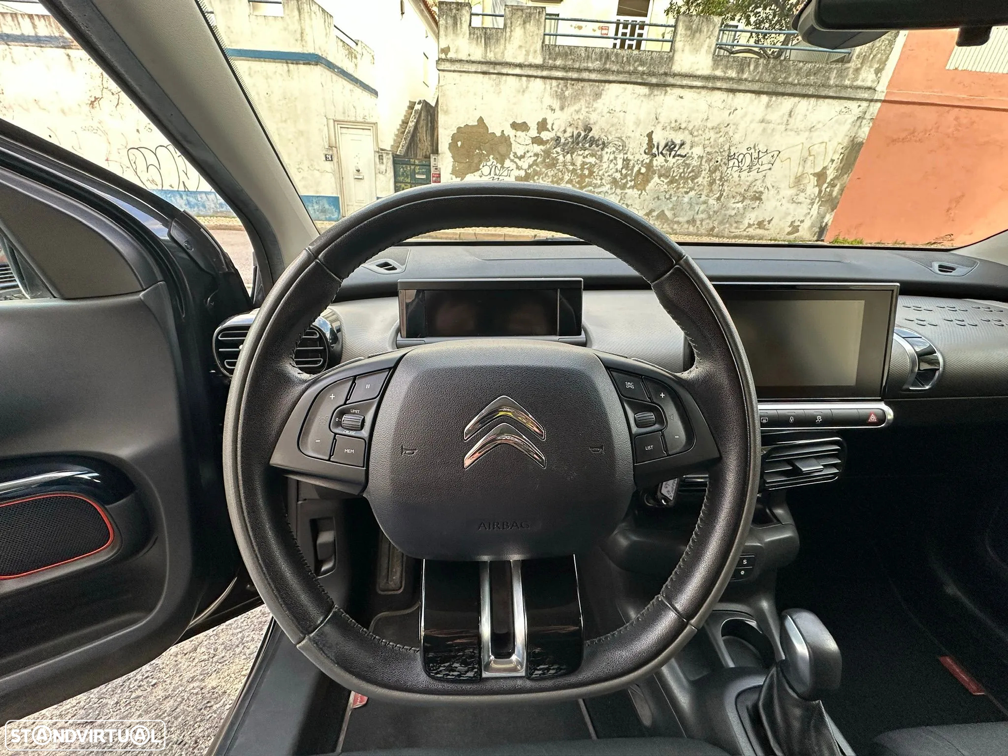 Citroën C4 Cactus 1.2 PureTech Shine EAT6 - 12