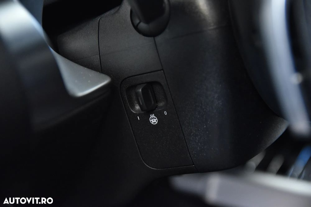 Mercedes-Benz GLB - 17