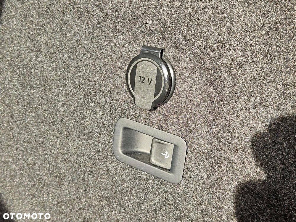 Volkswagen Golf - 17