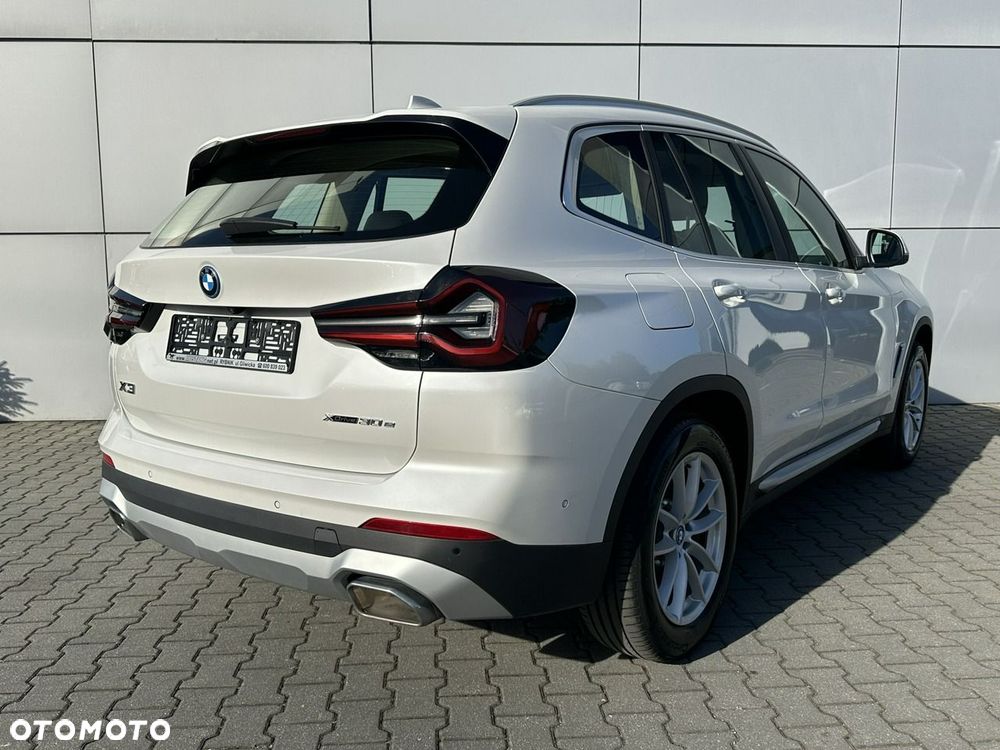 BMW X3 xDrive30e Advantage - 10