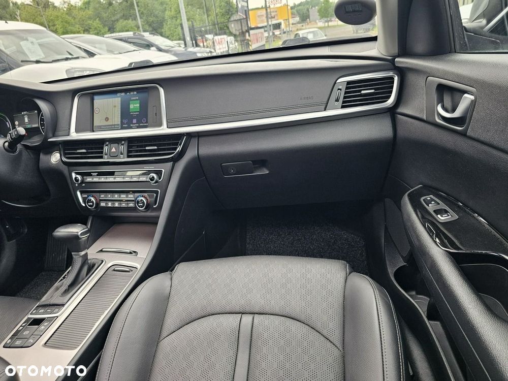 Kia Optima - 23