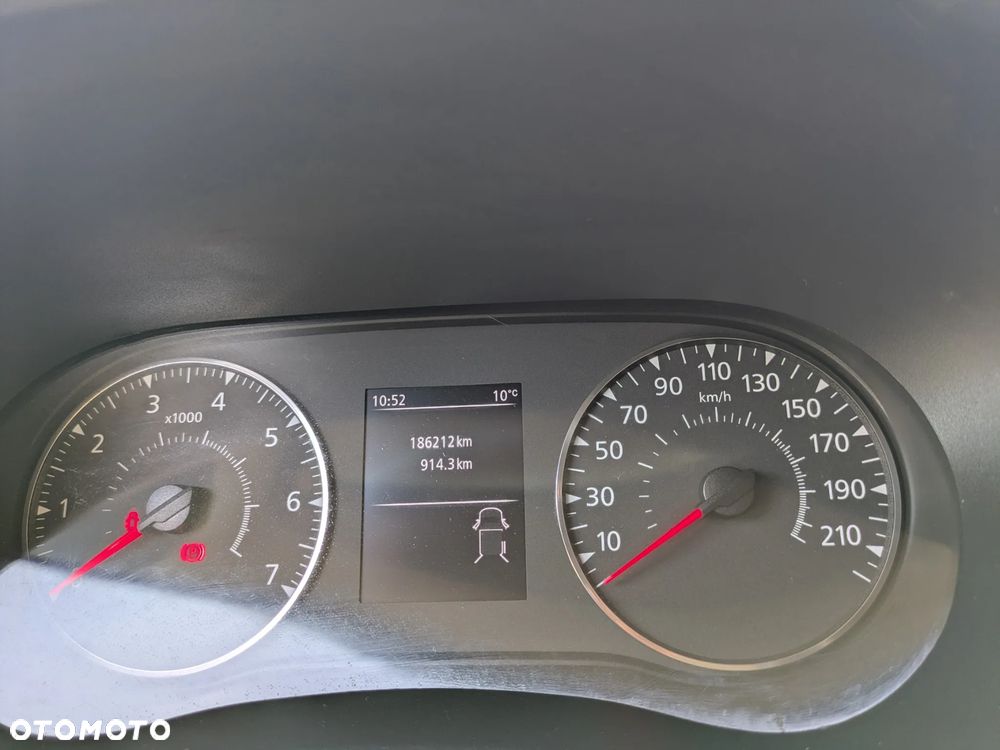 Renault Master - 32