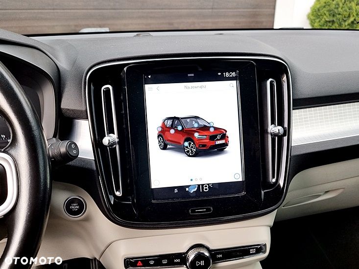 Volvo XC 40 D3 SCR Momentum Core - 38