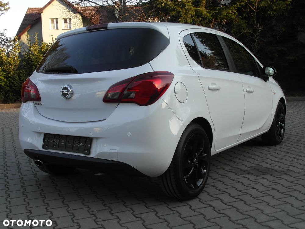 Opel Corsa 1.4 16V Color Edition - 10