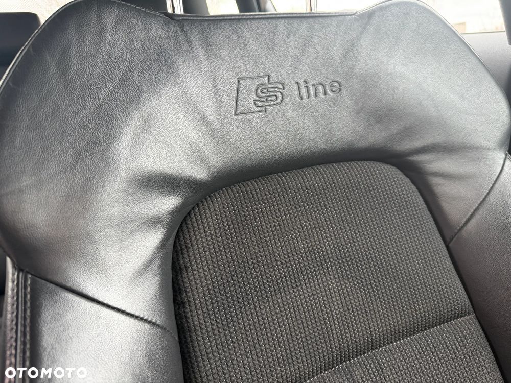 Audi A3 Sportback 2.0 TFSI S line Sportpaket - 17