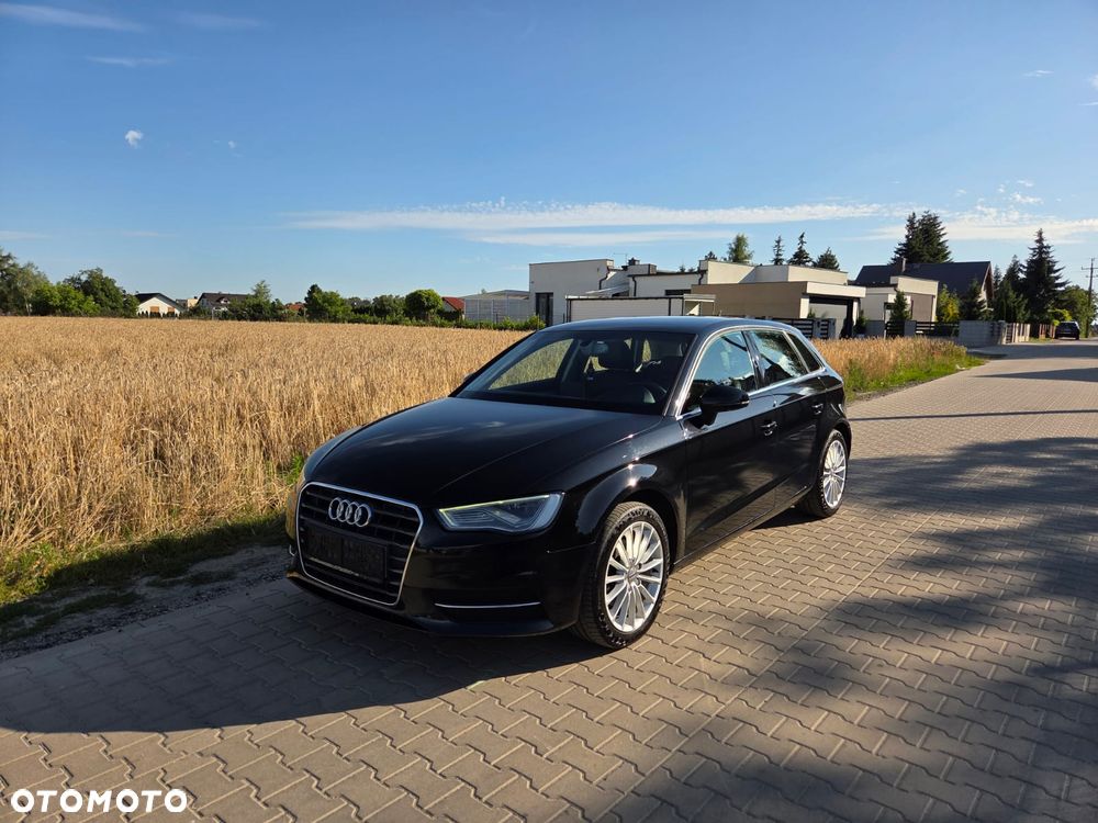 Audi A3 Sportback - 3