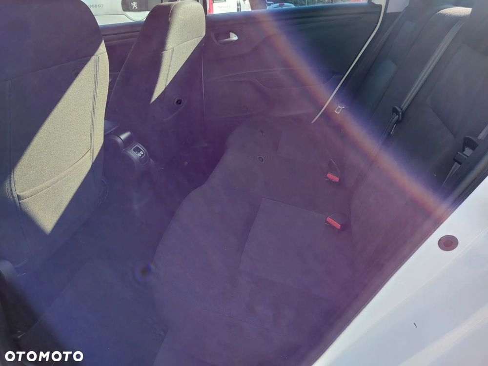 Citroën C-Elysée 1.2 PureTech Exclusive - 15