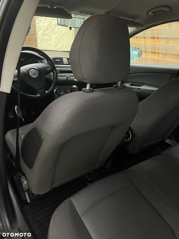 Fiat Bravo 1.4 T-Jet 16V Dynamic - 31