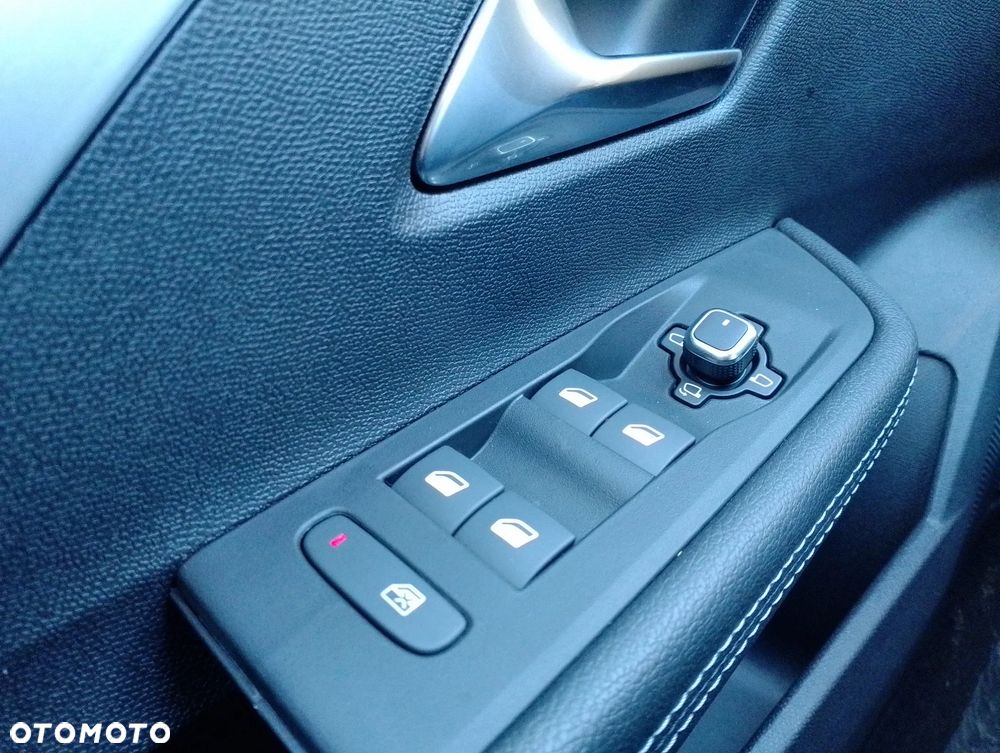 Opel Astra 1.2 T mHEV GS eDTC - 19