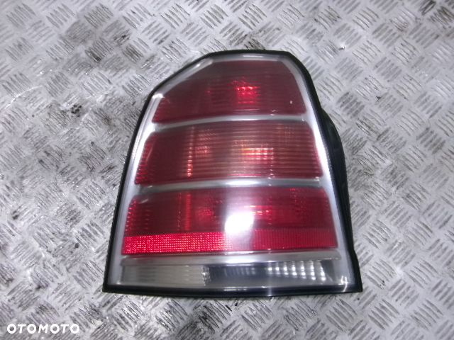 OPEL ZAFIRA B LAMPA LEWA TYŁ 24451841 - 1