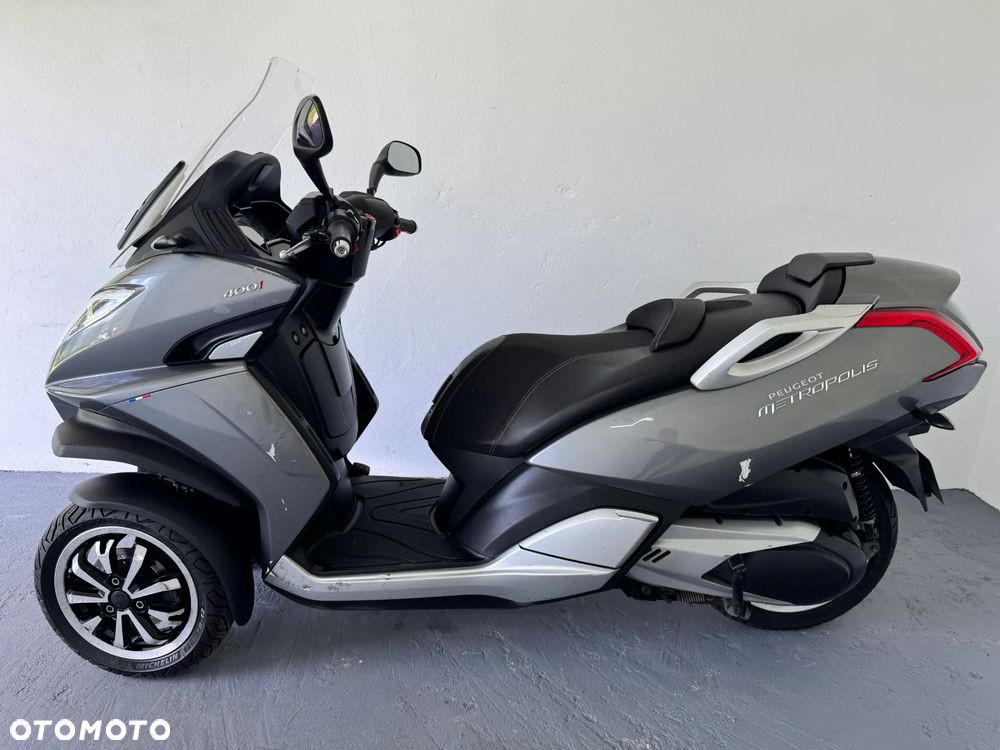 Peugeot Metropolis - 7