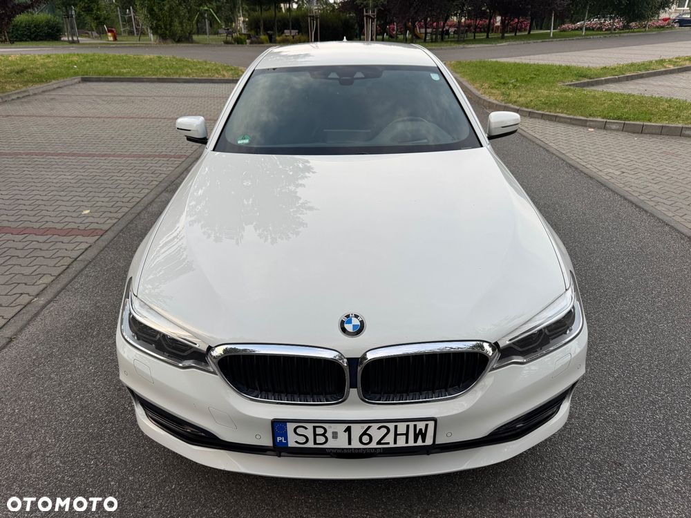 BMW Seria 5 530e xDrive M Sport Edition - 3
