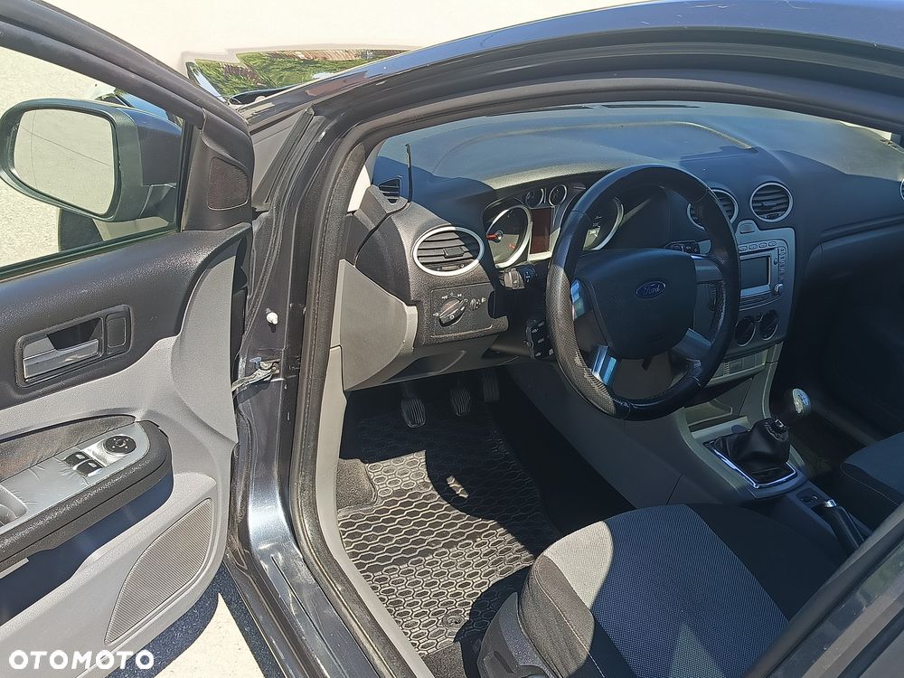 Ford Focus - 6
