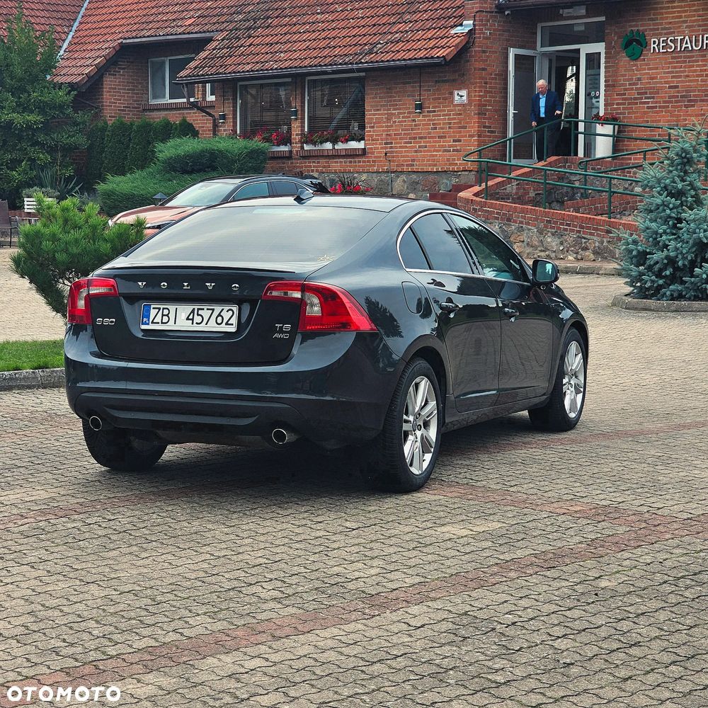 Volvo S60 T6 AWD Summum - 4