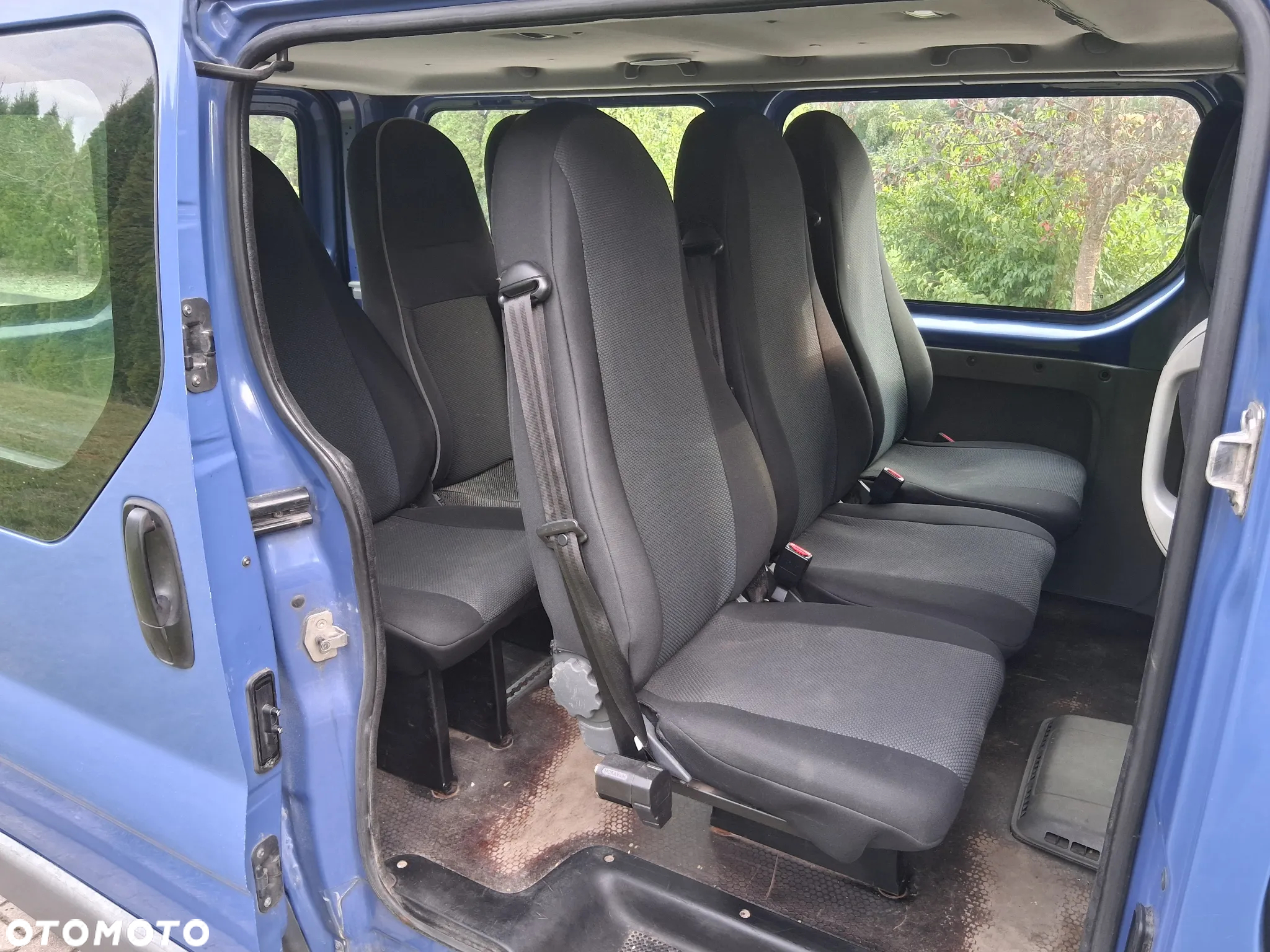 Opel Vivaro L2H1 2.9t - 8