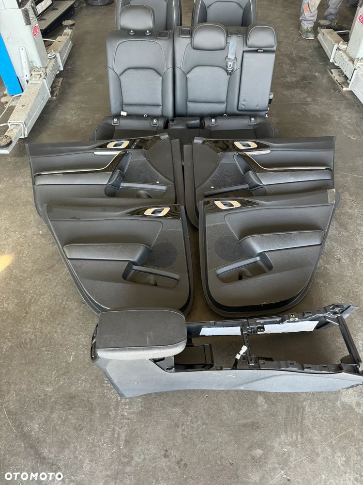 Fotele komplet wnętrze skóra Kia Ceed III LIFT GT HB - 6