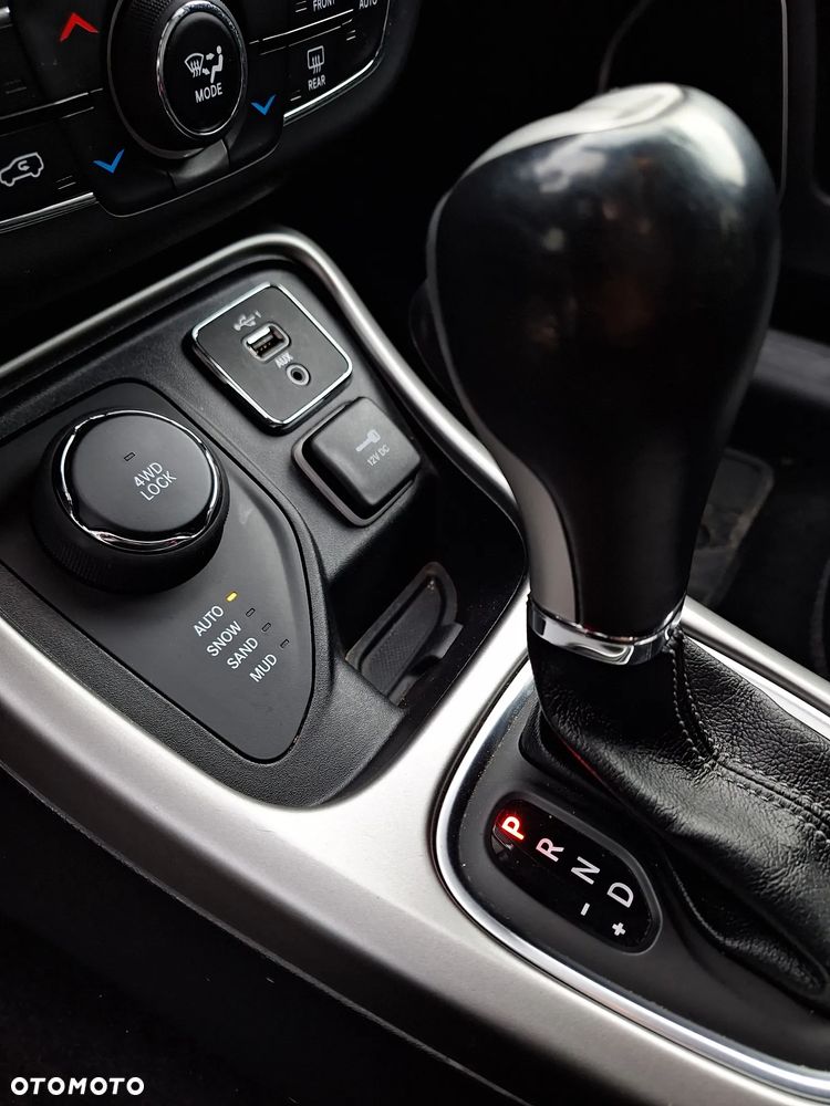 Jeep Compass 1.4 TMair S 4WD S&S - 26